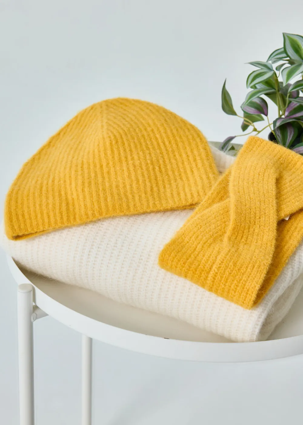 Cheap MARIE SIXTINE BONNET MOHAIR AIDEN PISSENLIT