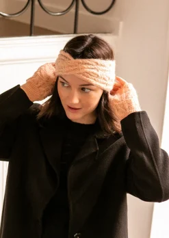 Shop MARIE SIXTINE Gants Mario GUIMAUVE